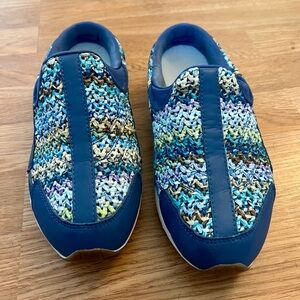 Easy Spirit Blue and Green Flats Comfortable Slip-On Design